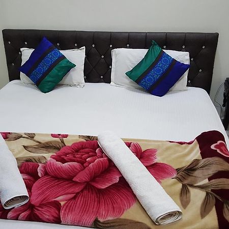 Hotel Ramneek Amritsar Eksteriør bilde