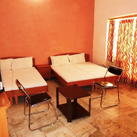 Hotel Ramneek Amritsar Eksteriør bilde