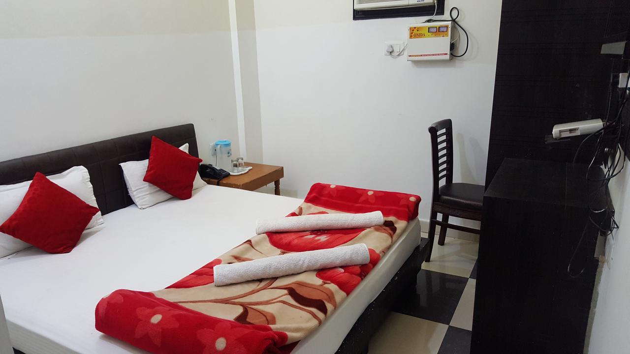 Hotel Ramneek Amritsar Eksteriør bilde